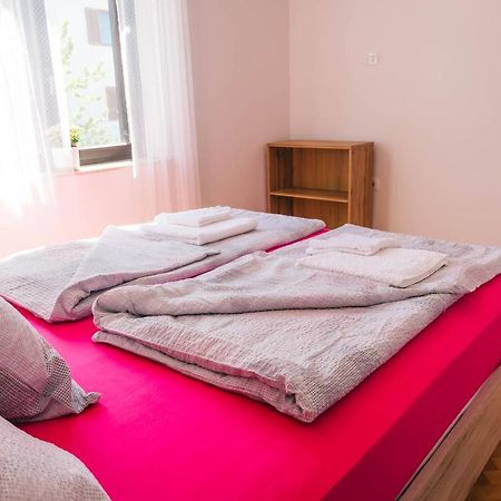 Albergue Sobe Kaki In Kivi Izola Exterior foto